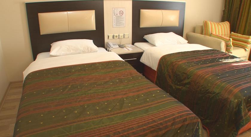 Royal Palace Kusadasi Hotel Екстериор снимка