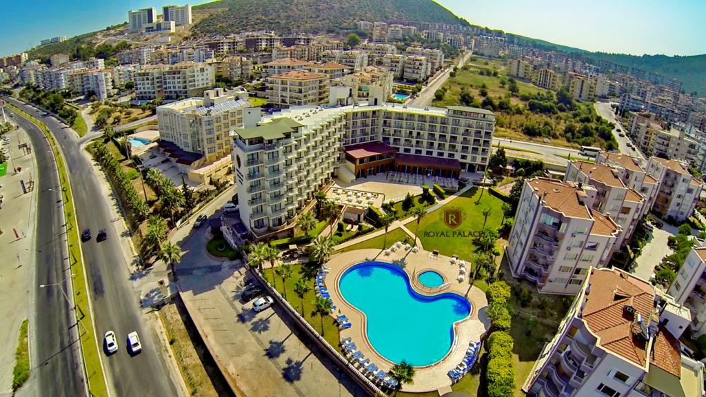 Royal Palace Kusadasi Hotel Екстериор снимка