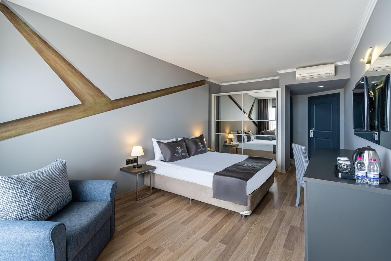 Royal Palace Kusadasi Hotel Екстериор снимка