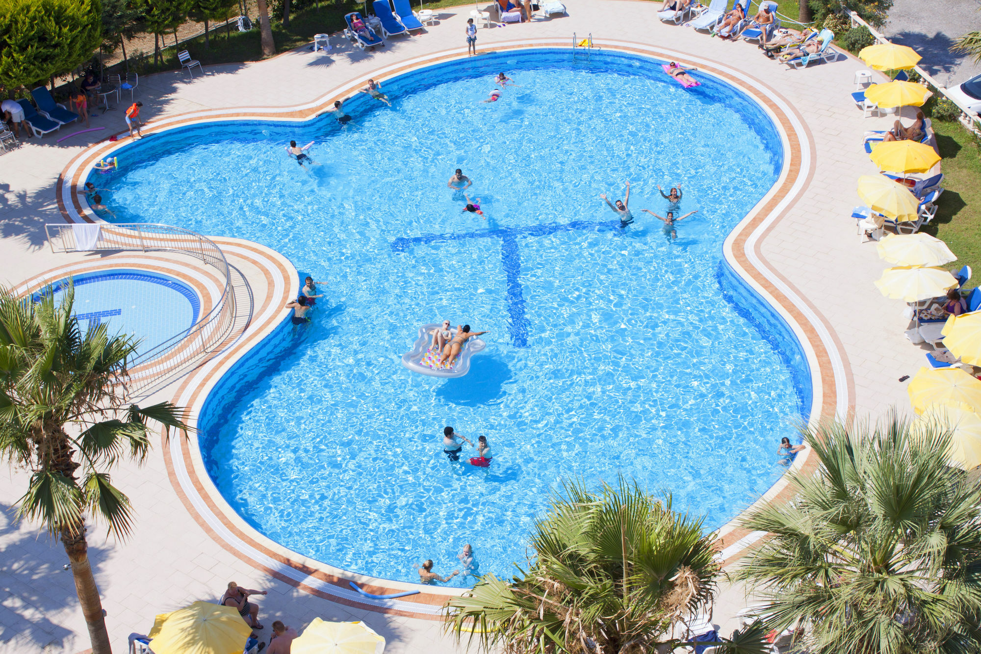 Royal Palace Kusadasi Hotel Екстериор снимка